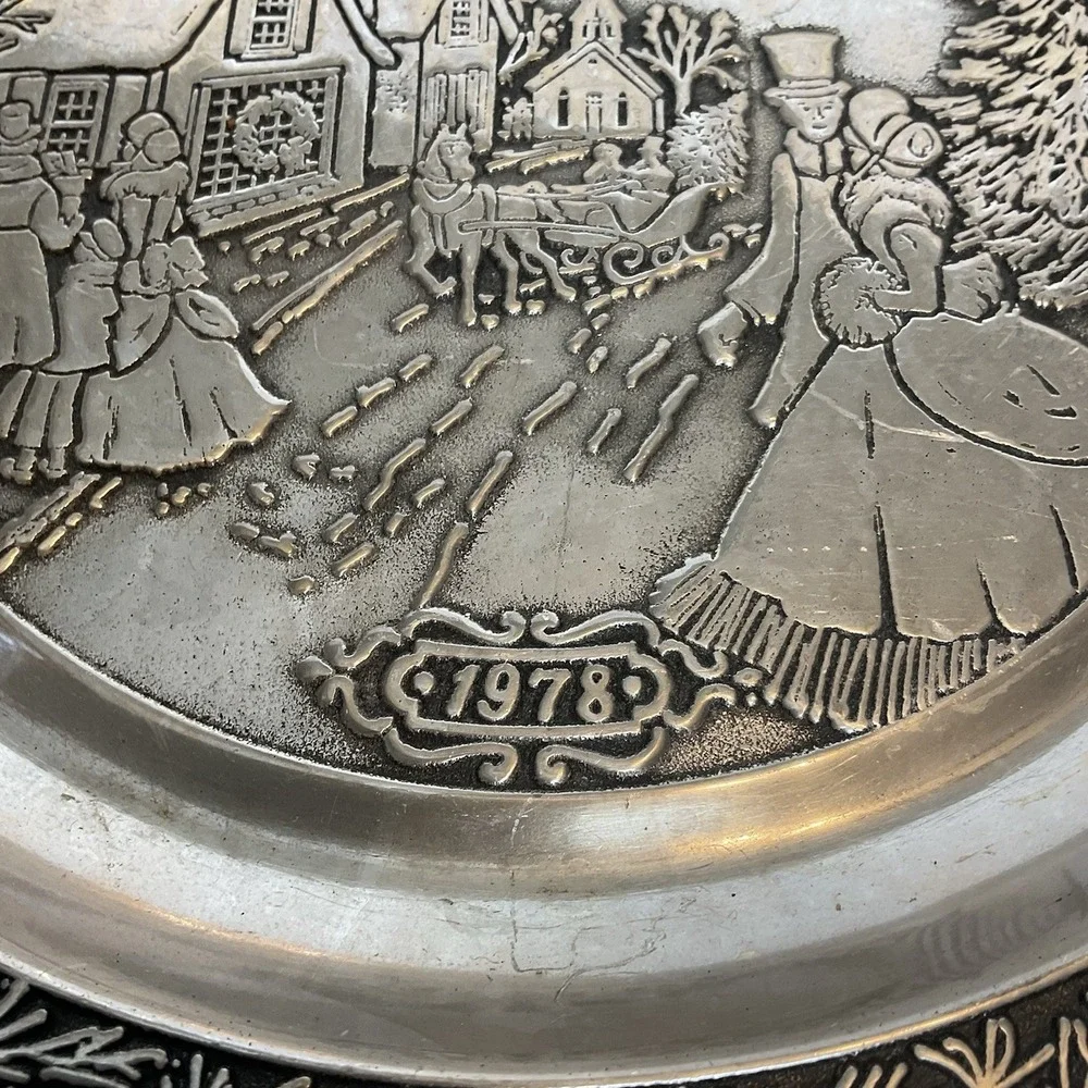 Vintage~Wilton~1978~Pewter Collectible Christmas Plate~RWP~Made In USA~Holiday‎
